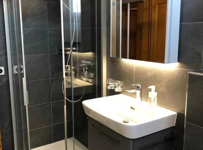 Haus Diezig * Goms